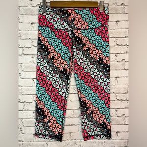 Victoria’s Knockout Secret crop pants Small